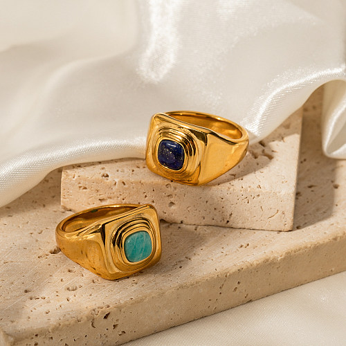 Luxuoso quadrado de aço inoxidável embutimento de pedras preciosas artificiais anéis banhados a ouro 18K