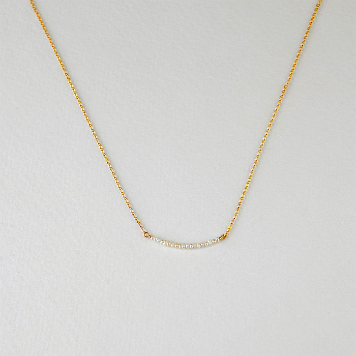 Collar pendiente plateado oro 14K del cobre XNUMXK de la perla de agua dulce irregular del estilo simple a granel