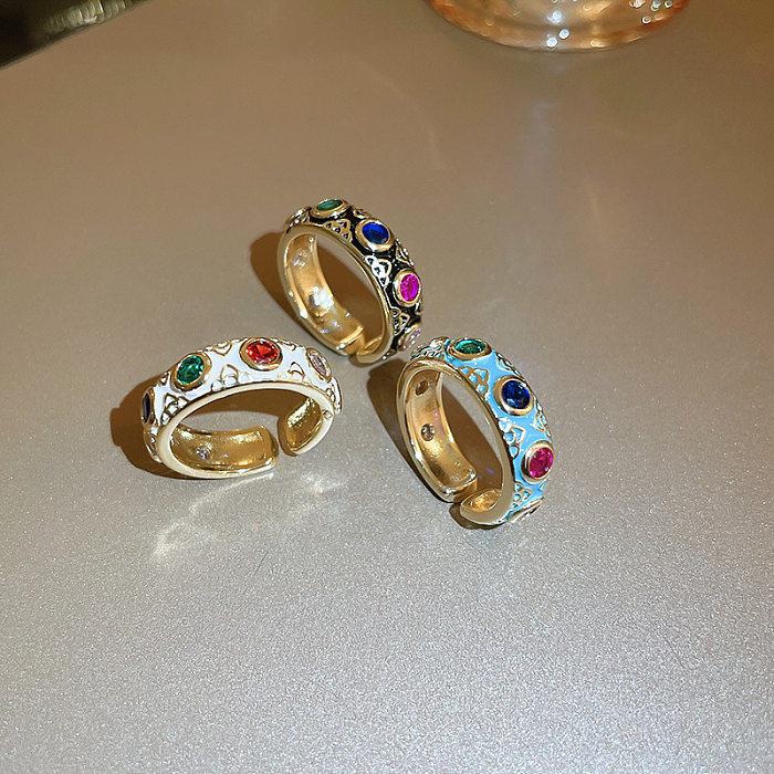 Offene Ringe im Retro-Stil mit geometrischem Kupfer-Emaille-Inlay und Zirkon
