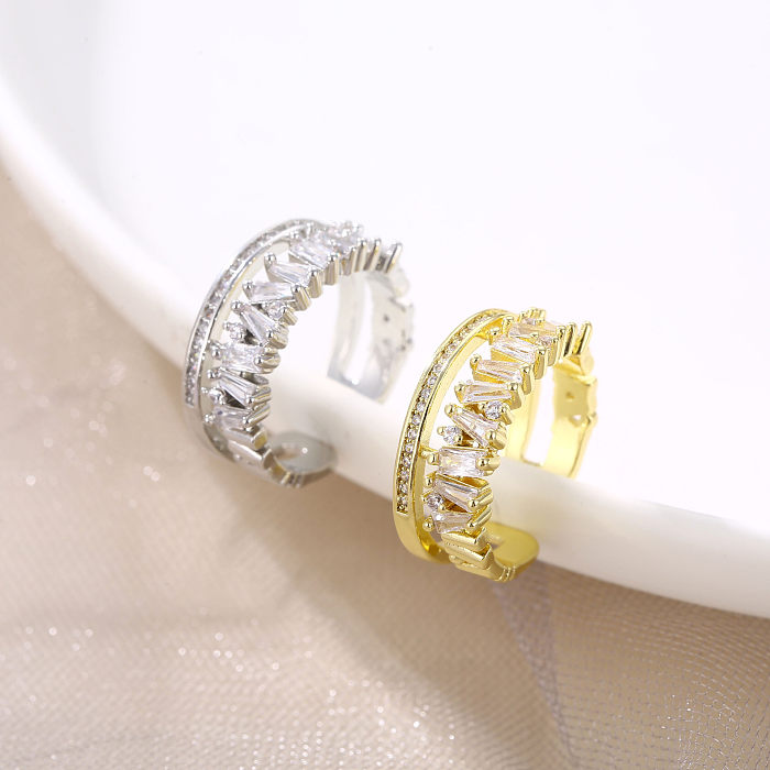 Offener Ring mit geometrischer Verkupferung und Intarsien-Zirkon-Weißgold-Beschichtung im Retro-Stil