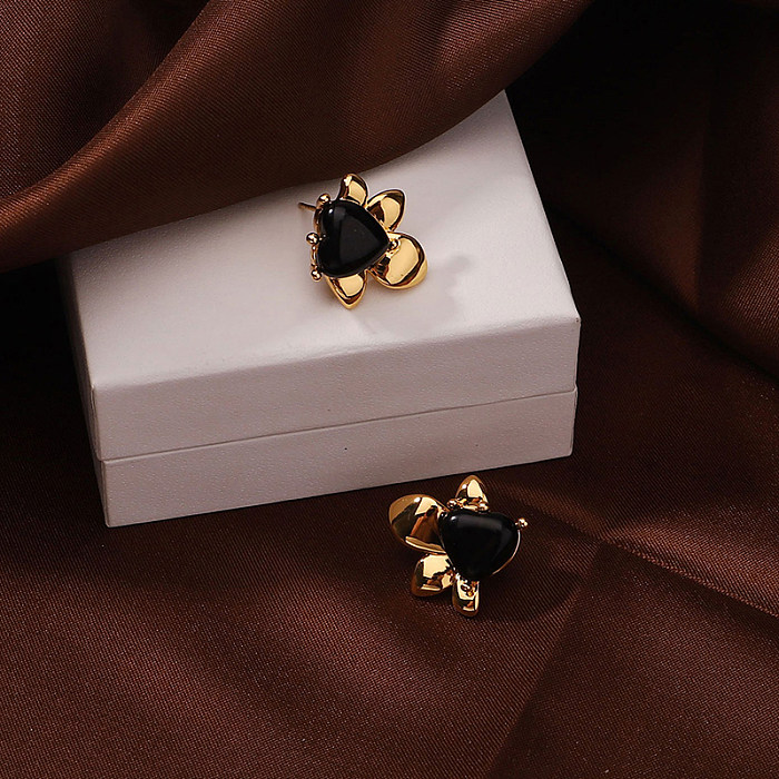1 Pair Vintage Style Roman Style Heart Shape Plating Inlay Copper Natural Stone 18K Gold Plated Ear Studs