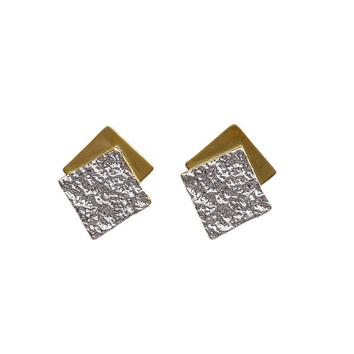 1 paire de clous d'oreilles en cuivre plissés, Style Simple, placage de couleur unie