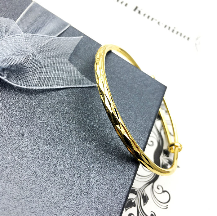 Bracelet plaqué or 18 carats avec placage de cuivre de couleur unie de conception originale
