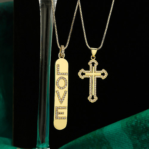 Halskette mit Anhänger, glänzendes Liebeskreuz, Kupferbeschichtung, Inlay aus Zirkon, 18 Karat vergoldet