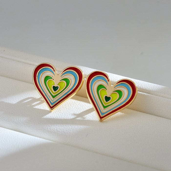 1 par de brincos de cobre esmaltados em forma de coração estilo simples