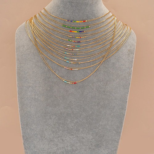 Collier de perles en cuivre et verre coloré de style simple pour femme