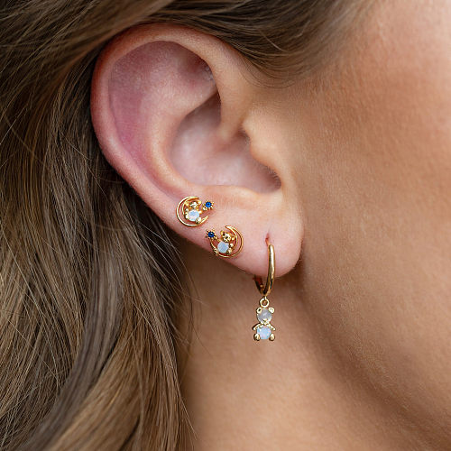 Boucles d'oreilles en laiton d'ours de lune d'étoile de mode plaquant des boucles d'oreilles en cuivre de pierres précieuses artificielles