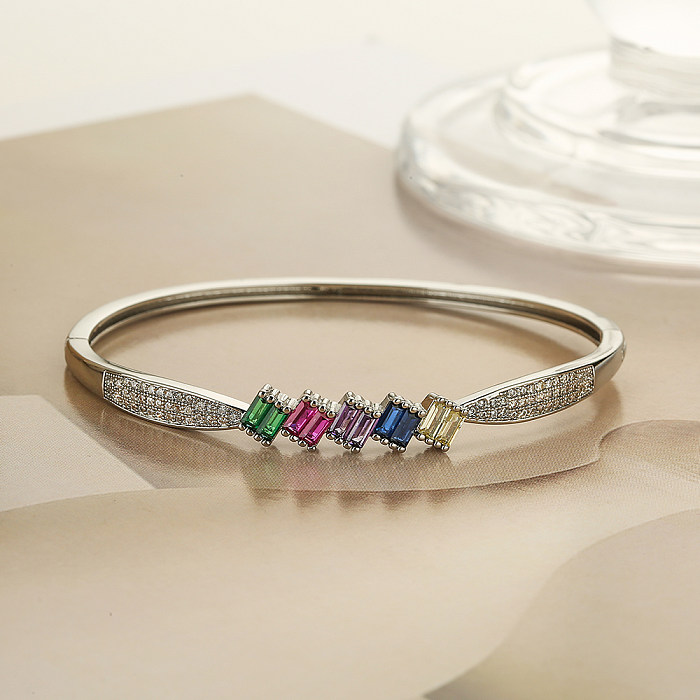 Bracelet plaqué or 18 carats avec incrustation de cuivre carré de style simple de style moderne