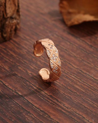 Estilo moderno básico comuta anéis abertos banhados a ouro de zircão 18K com chapeamento de cobre Argyle