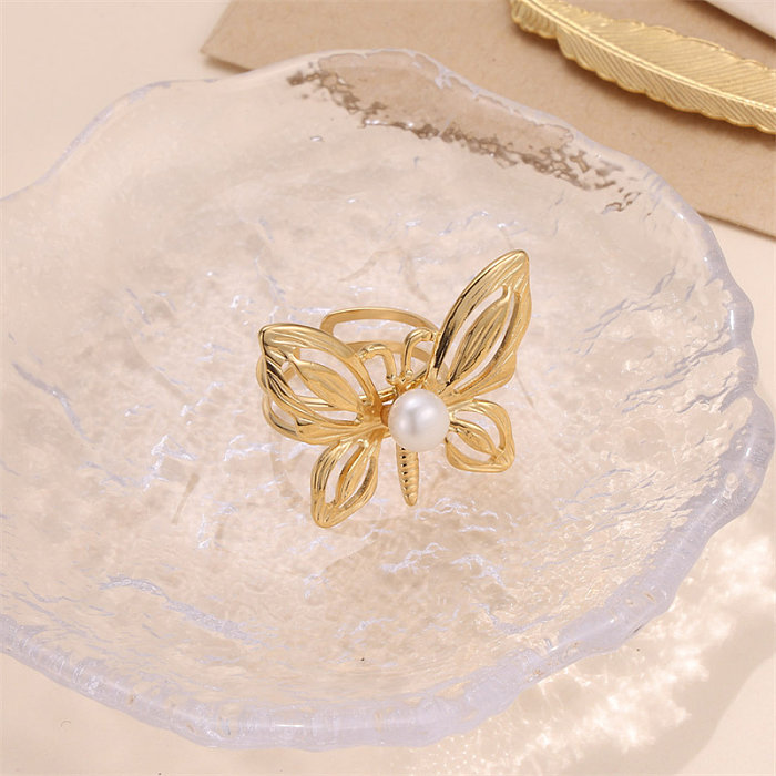 Papillon élégant incrustation de placage en acier inoxydable perle d'eau douce anneaux ouverts plaqués or 18 carats