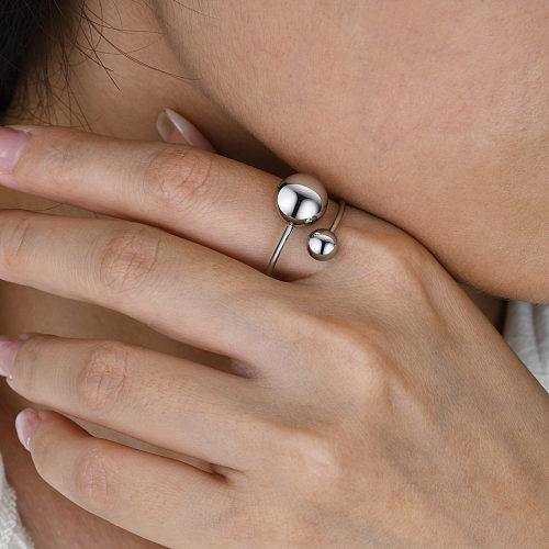 IG Style Offene Ringe aus Edelstahl im modernen Stil mit geometrischem Muster