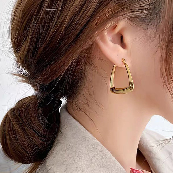 Lady U Shape Copper Plating Earrings 1 Pair