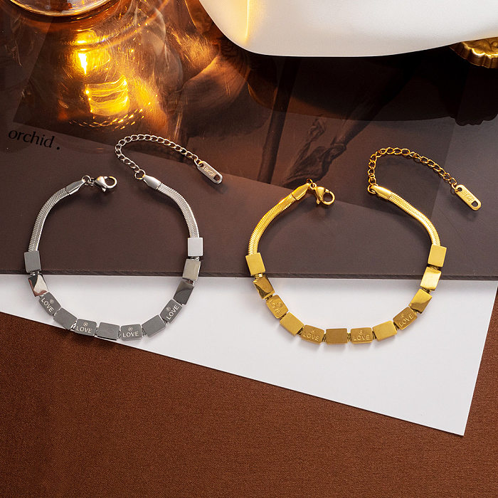 Collier de bracelets de placage en acier titane d'amour de style simple et élégant
