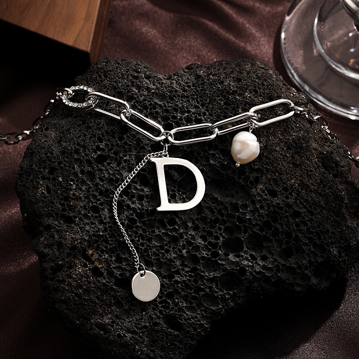 Vintage Style Simple Style Letter Freshwater Pearl Copper Silver Plated Zircon Necklace In Bulk