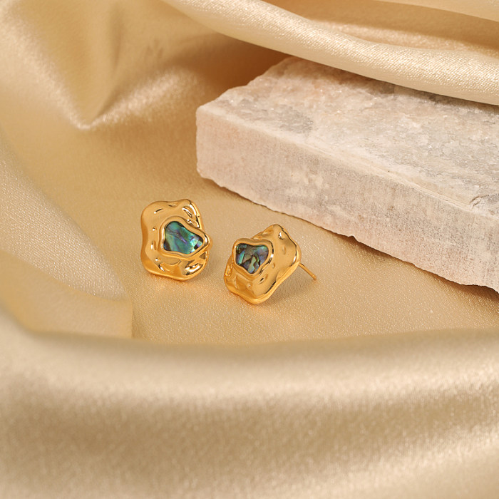 1 paire de clous d'oreilles plaqués or 18 carats, Style Vintage classique, géométrique irrégulière, incrustation en forme de cœur, perle acrylique en cuivre