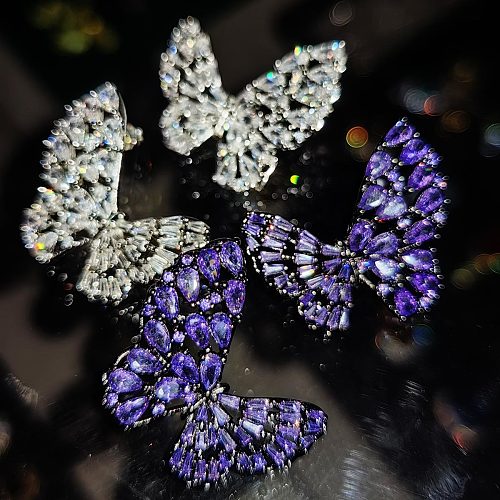 1 Paar elegante Streetwear-Schmetterlings-Ohrstecker aus Kupfer