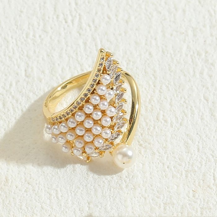 Anillos abiertos chapados en oro de 14 quilates con incrustaciones de cobre y circonita de perlas con forma de corazón de estilo clásico lujoso
