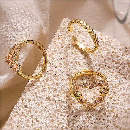 Doce estilo simples formato de coração chapeamento de cobre oco incrustação de zircão 18K anéis abertos banhados a ouro