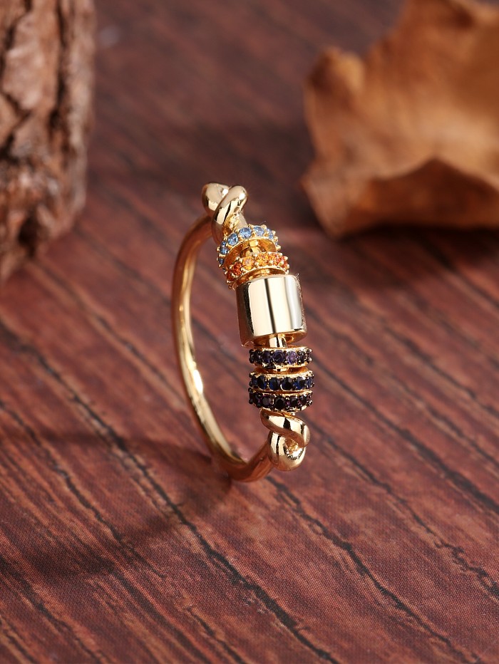 Estilo vintage estilo simples comute círculo cobre chapeamento incrustado zircão anéis banhados a ouro 18K