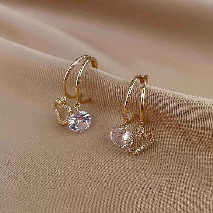 1 Paar luxuriöse, sexy Herzform-Ohrringe mit Inlay-Kupfer-Zirkon-Vergoldung und 18-Karat-Vergoldung
