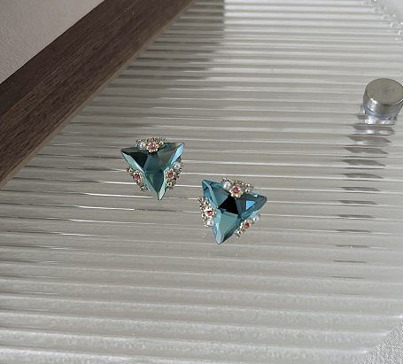 1 Pair Simple Style Triangle Plating Inlay Copper Artificial Gemstones Ear Studs