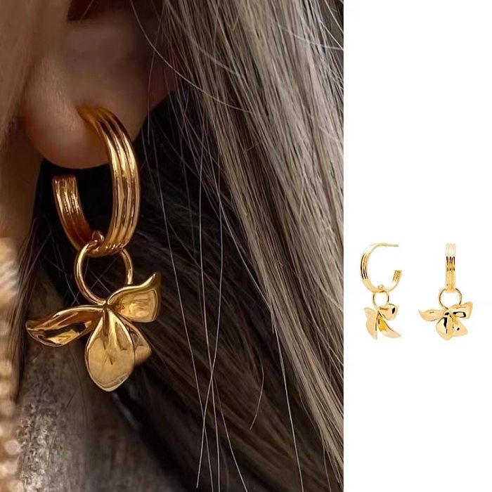 1 Pair Simple Style Flower Plating Copper Gold Plated Drop Earrings