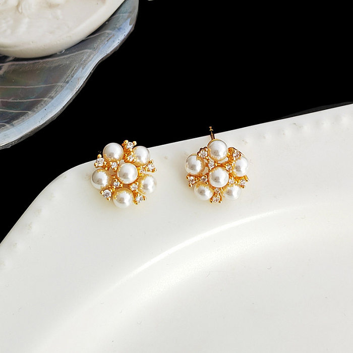 1 Pair Fashion Flower Copper Plating Artificial Pearls Zircon Ear Studs