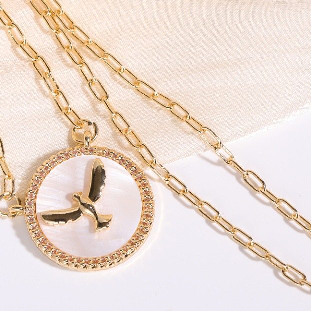 IG Style Peace Dove Copper Plating Inlay Rhinestones Shell 18K Gold Plated Necklace