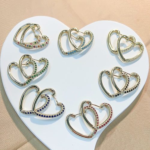 1 par de brincos de zircão de cobre embutidos em forma de coração estilo simples