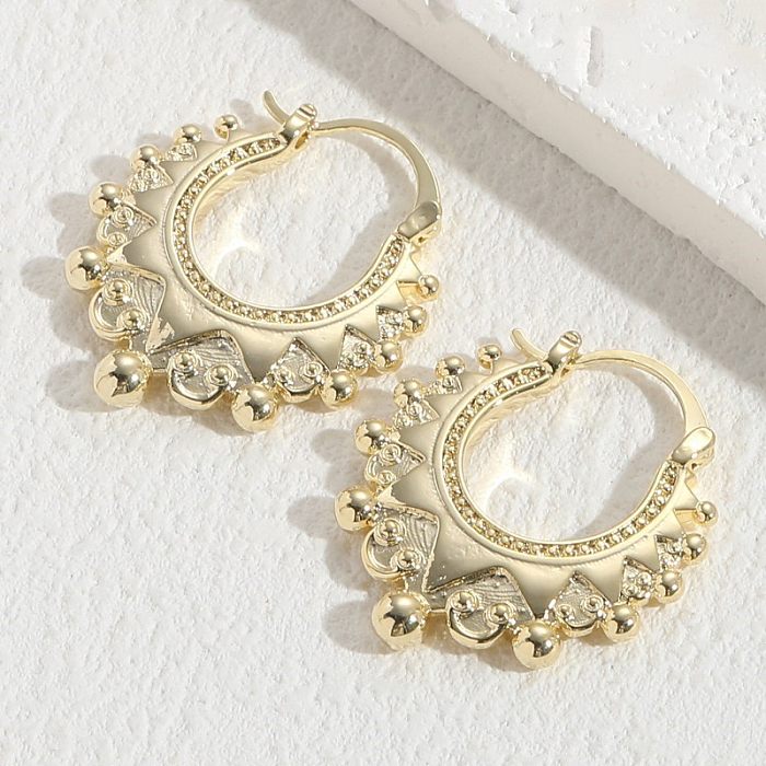 1 Paar luxuriöse, einfarbige, asymmetrische Kupfer-Ohrringe mit 14-Karat-Vergoldung