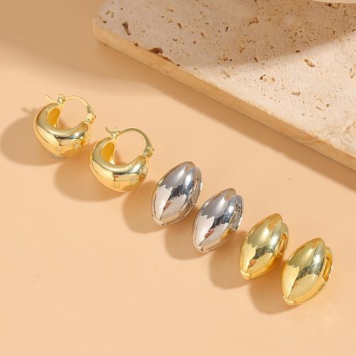 1 Pair Elegant Classic Style Geometric Plating Copper 14K Gold Plated Ear Studs