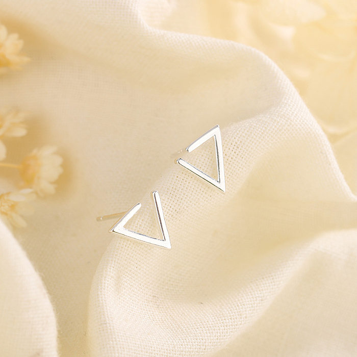 1 Pair Simple Style Triangle Plating Hollow Out Copper Ear Studs