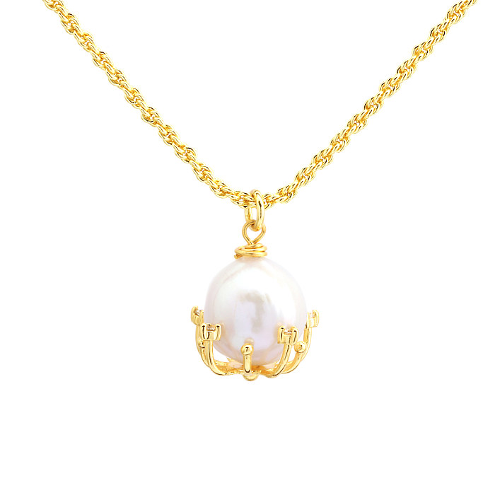 Elegant French Style Irregular Freshwater Pearl Copper 18K Gold Plated Pendant Necklace In Bulk