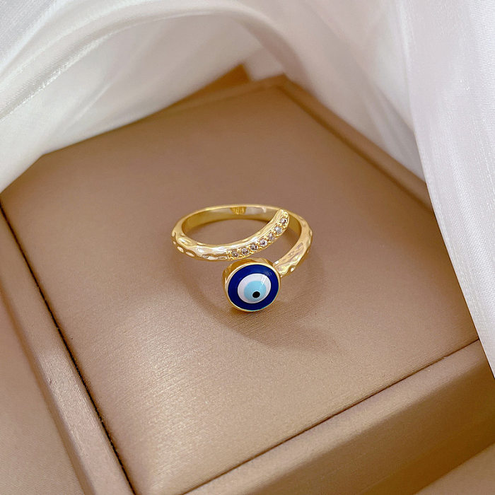 Offener Ring mit Streetwear-Auge, Messingbeschichtung und Inlay aus Zirkon