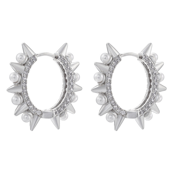 1 paire de boucles d'oreilles élégantes Glam Lady, incrustation de cercle en cuivre, perles artificielles en Zircon plaqué or 18 carats