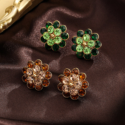 1 paire de clous d'oreilles plaqués or 18 carats, Style IG, incrustation en métal plaqué fleur, cuivre et Zircon