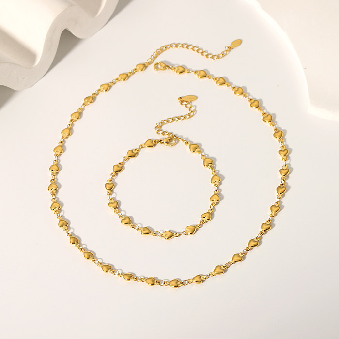 Süße herzförmige Halskette mit Edelstahlbeschichtung und 18-Karat-Vergoldung