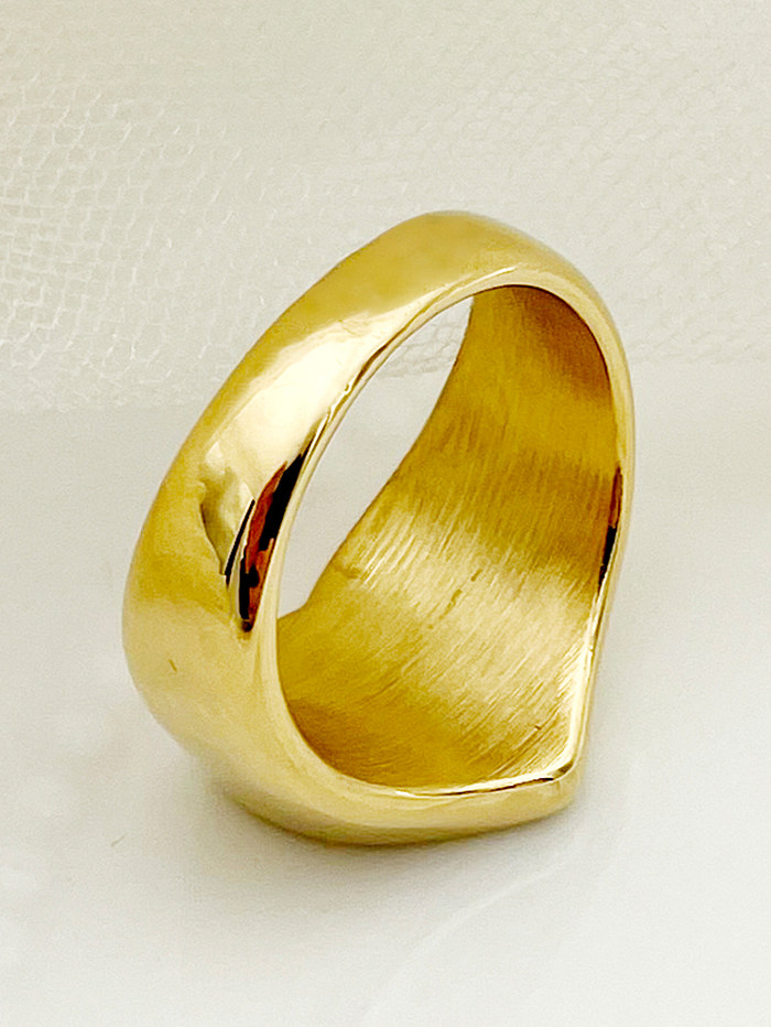 Elegant Simple Style Heart Shape Stainless Steel Gold Plated Rhinestones Rings In Bulk