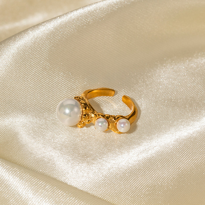 Anillo abierto chapado en oro de 18 quilates con perlas de concha irregulares de acero inoxidable irregulares de estilo coreano de estilo simple