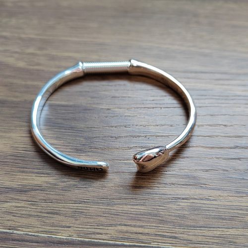 Bracelet plaqué argent en forme de cœur de style simple avec placage en cuivre