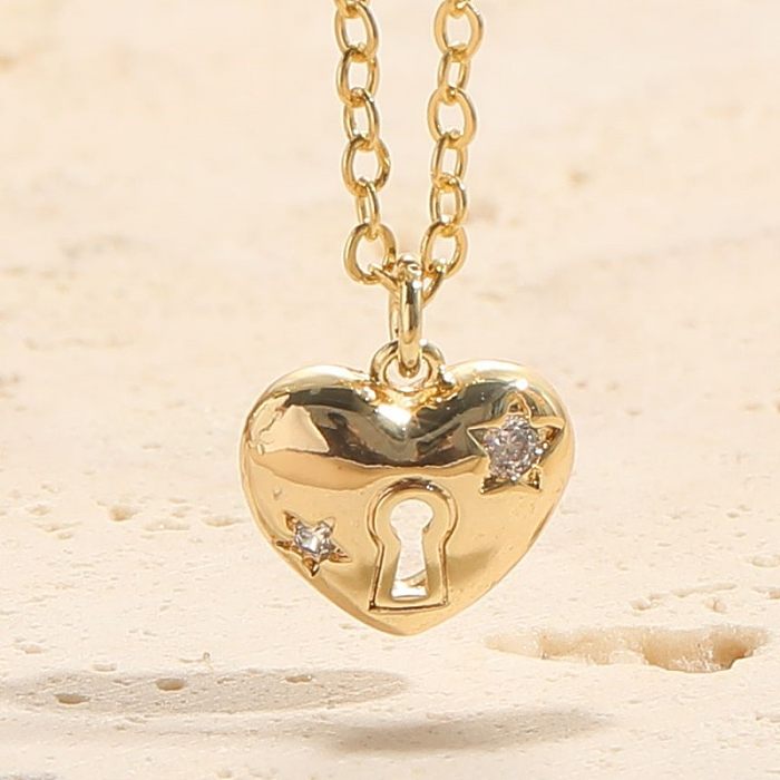 Colar com pingente de zircão banhado a ouro 14K em forma de coração estilo elegante e moderno a granel