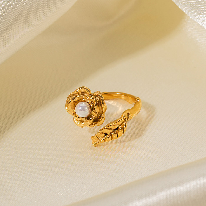 Estilo simples estilo clássico folha flor chapeamento de aço inoxidável incrustação pérolas artificiais 18k anéis abertos banhados a ouro