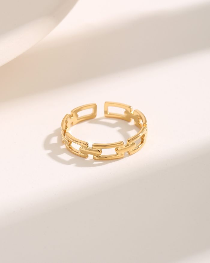 Offene Ringe im schlichten, schlichten Stil mit einfarbiger Kupferbeschichtung und 18-Karat-Vergoldung
