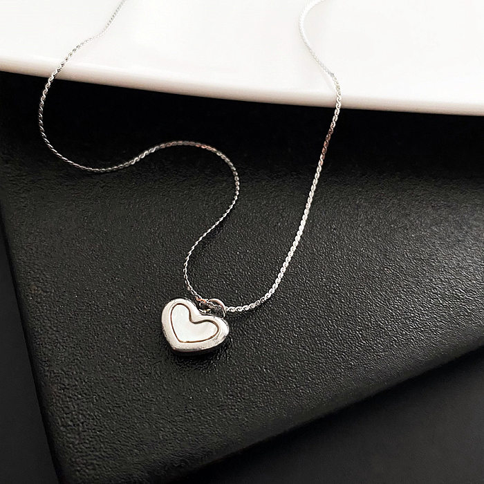 Collier de coquille de placage d'acier inoxydable de forme de coeur de mode
