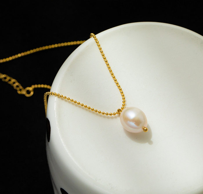 Elegante estilo simples cor sólida chapeamento de aço inoxidável colar com pingente banhado a ouro 18K
