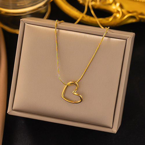 Collier pendentif élégant en acier inoxydable en forme de cœur pour dame