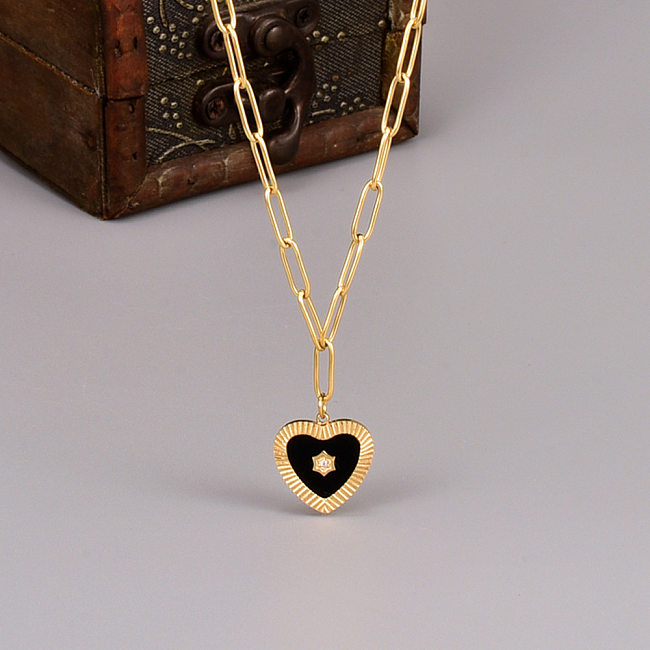 Casual Heart Shape Stainless Steel 18K Gold Plated Pendant Necklace In Bulk