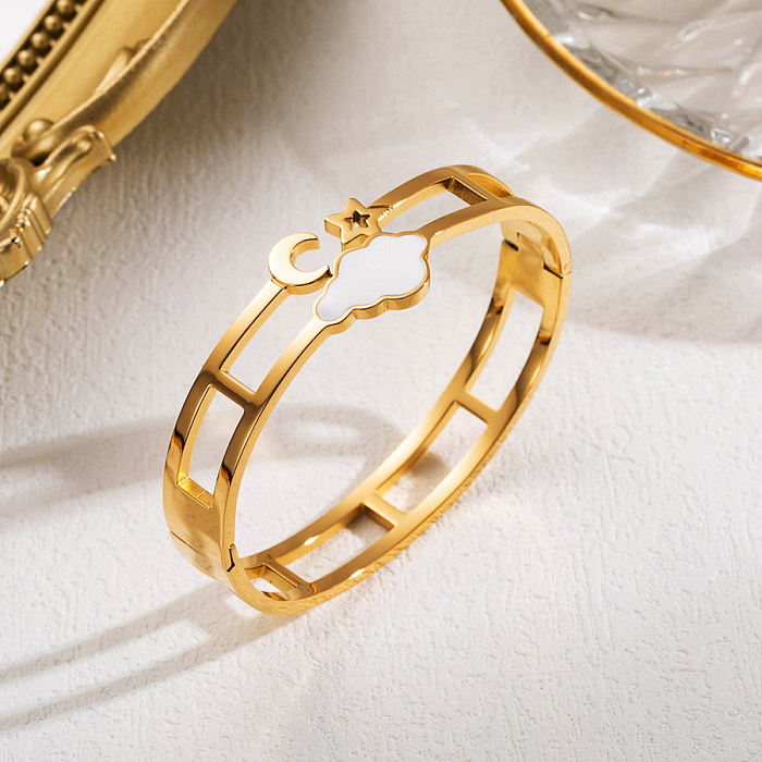 Bracelet plaqué or 18 carats en acier inoxydable avec forme de cœur et d'étoile artistique de style simple
