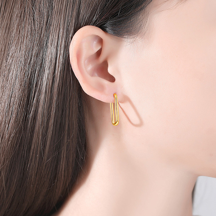 1 paire de boucles d'oreilles plaquées or 18 carats, Style Simple, en forme de U, en acier inoxydable