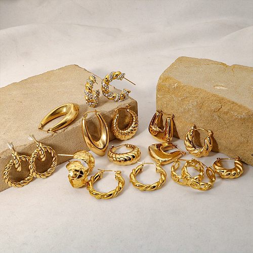 زوج واحد من الأقراط المطلية بالذهب عيار 1 قيراط المصنوعة من الفولاذ المقاوم للصدأ بلون سادة